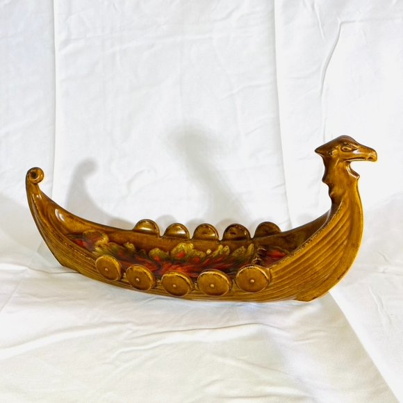 Large vintage 1960s Ceramic Art Pottery Viking Ship Ashtray Dish - Picture 2 of 9